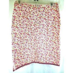 Straight cut Floral skirt sz 7 pink and white knee length stretch w/ zip closure